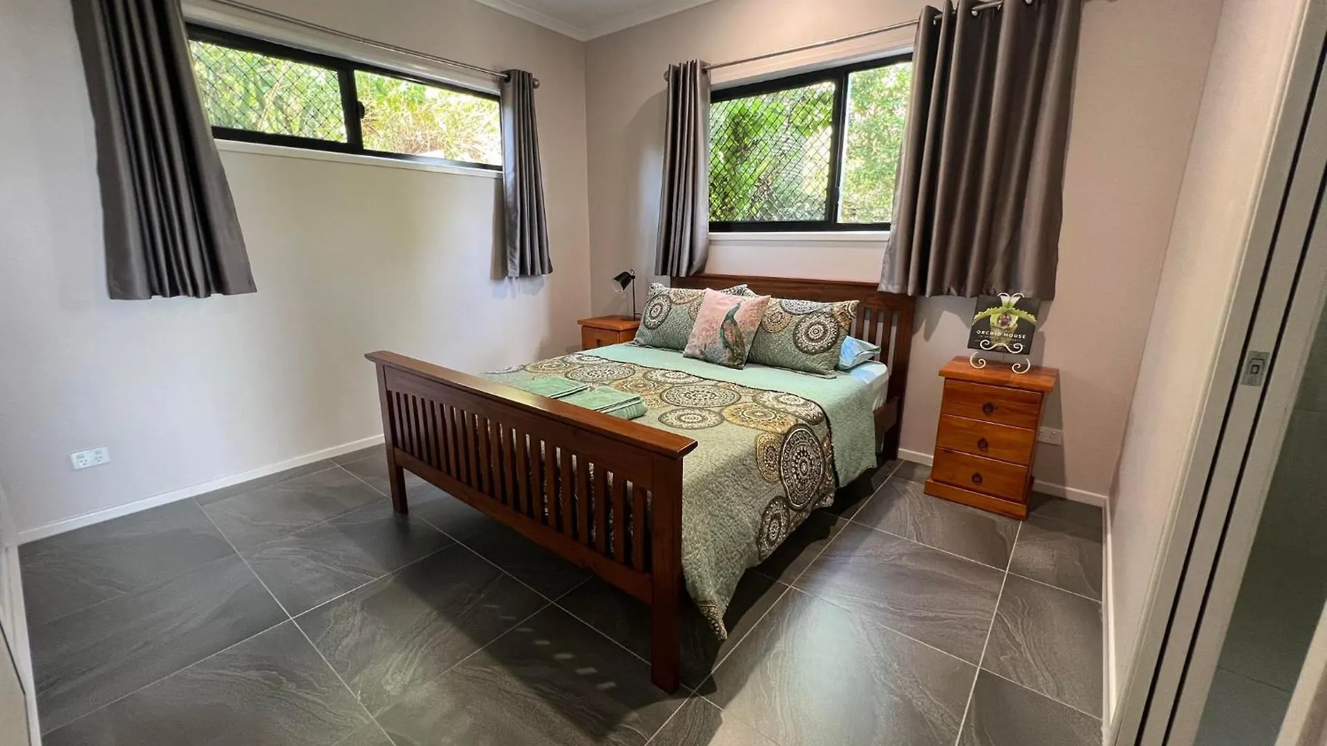 The Orchid Suite - Apartment In Cooktown