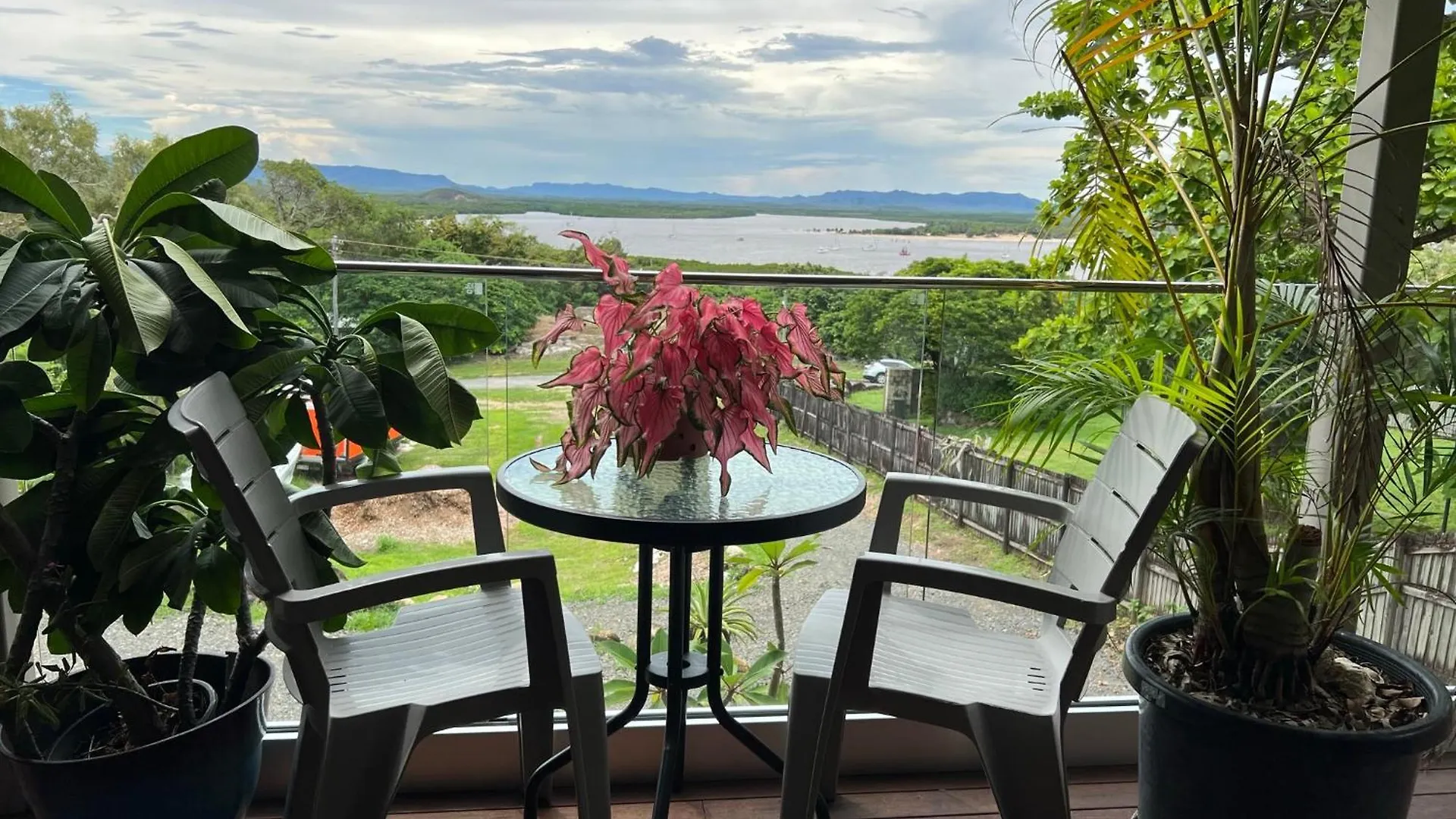 The Orchid Suite - Apartment In Cooktown Australia