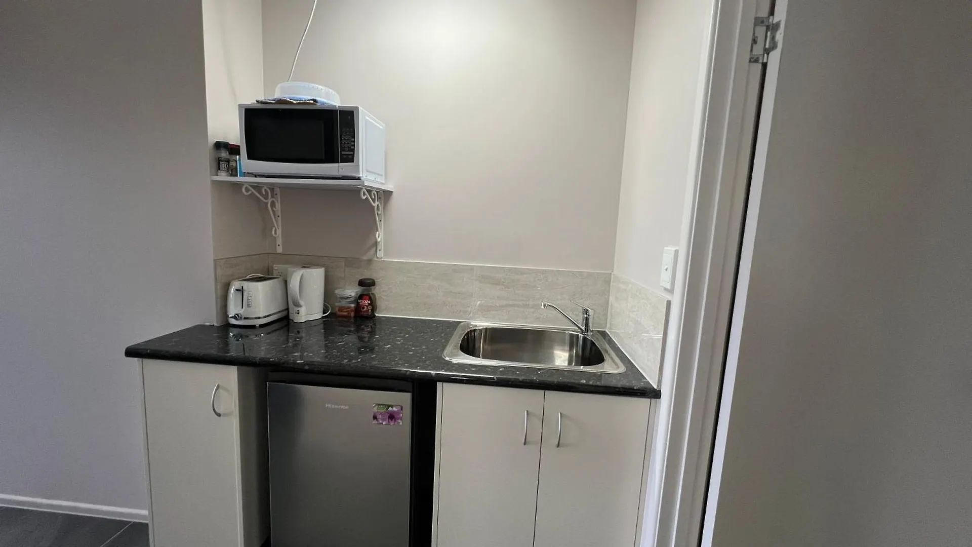 Bed & Breakfast The Orchid Suite - Apartment In Cooktown Australia